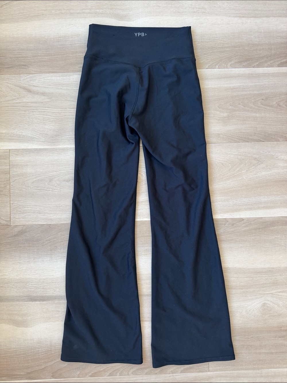 A&F YPB - Split Flare Sculpt Leggings - Picture 3 of 6